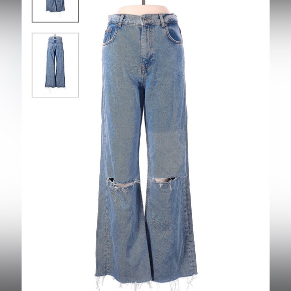 High Rise Flared Jeans - Picture 4 of 5